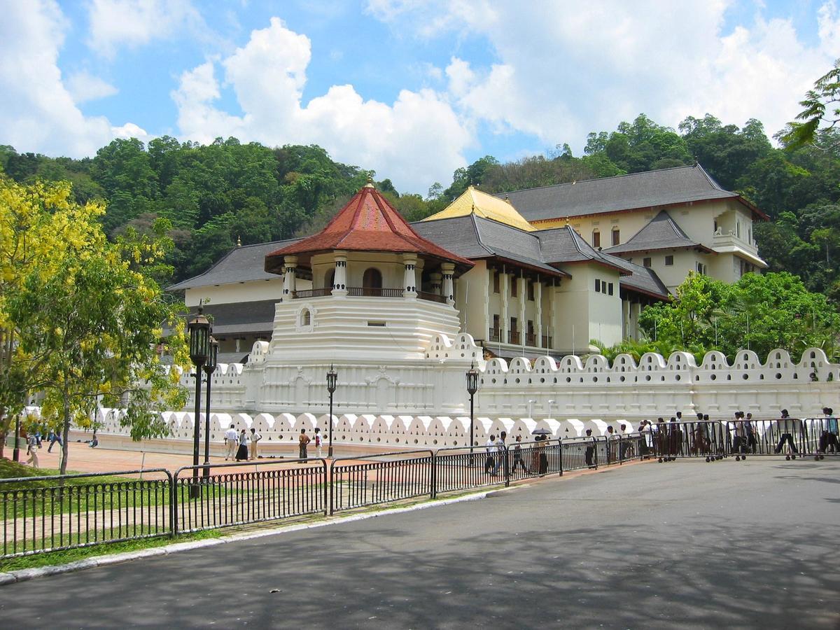 Ayaana Boutique Hotel Kandy Exterior photo