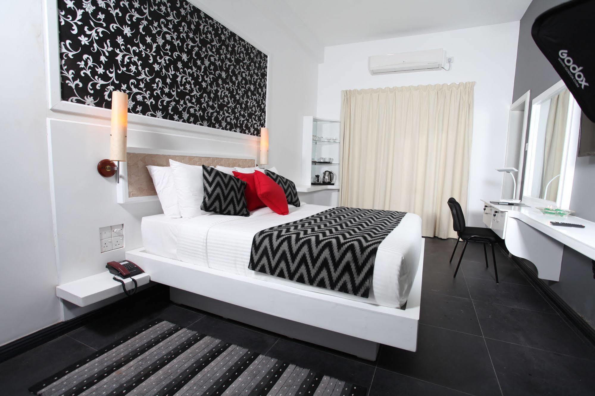 Ayaana Boutique Hotel Kandy Exterior photo